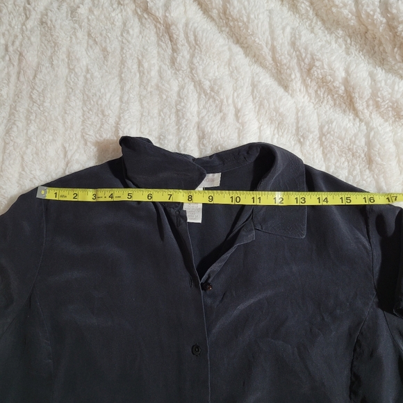 Jones New York Women’s Size Medium Black Silk Short Sleeve Button Down Blouse - Picture 8 of 12